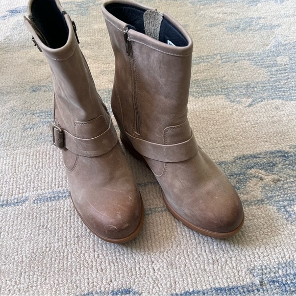 SOREL Joan Of Arctic Wedge II Boot Size 8.5 EUC Tan - Picture 10 of 10